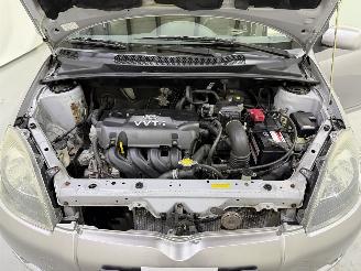 Toyota Yaris HB 1.5 VVT-i T Sport picture 20