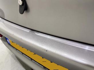 Toyota Yaris HB 1.5 VVT-i T Sport picture 12