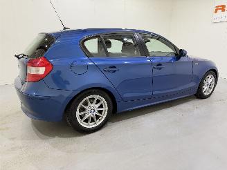 BMW 1-serie HB 118i Executive picture 21