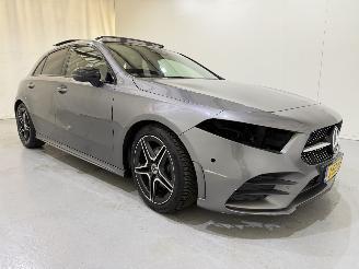 Voiture accidenté Mercedes A-klasse 200 Business Solution AMG Aut7 2018/8
