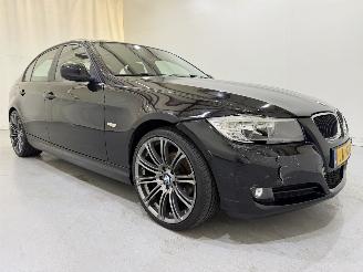 Schadeauto BMW 3-serie Sedan 318i Business Line Aut. 2009/12