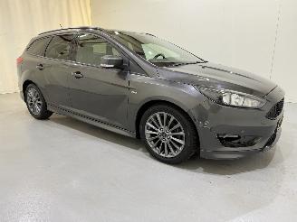 Ford Focus Wagon ST-Line 140 EcoBoost picture 39