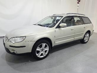 Subaru Outback 2.5i LPG 4WD AUT Pano Leder picture 35