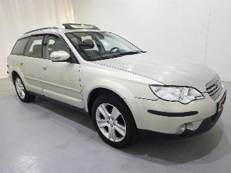 Avarii autoturisme Subaru Outback 2.5i LPG 4WD AUT Pano Leder 2006/11