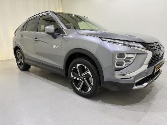 Damaged car Mitsubishi Eclipse Cross 2.4 PHEV 4WD Intense+ 2022/10