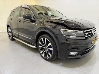 krockskadad bil auto Volkswagen Tiguan 2.0 TSI 4Motion Highline R Aut7 2017/9