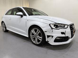 Damaged car Audi A3 1.2 TFSI Ambition Pro Line S 2015/3