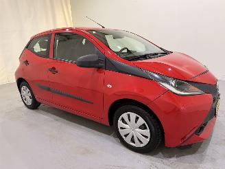 Unfallwagen Toyota Aygo 1.0 VVT-i X-Fun 5 Drs Airco NAP 2017/7