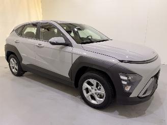 Voiture accidenté Hyundai Kona 1.6 GDI Hybride HEV Comfort 2025/6