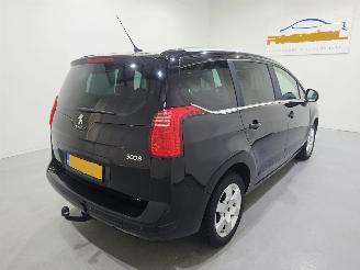 Peugeot 5008 1.2 PureTech Style 7p Bjr.2016 picture 4