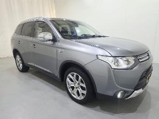 Voiture accidenté Mitsubishi Outlander 2.0 PHEV Business 2015/4