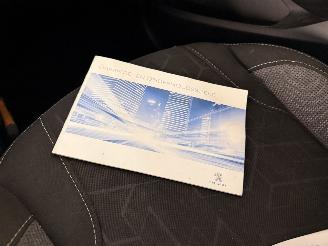 Peugeot 2008 1.2 Automaat PureTech Active picture 23