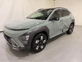 Auto incidentate Hyundai Kona 1.6 GDI HEV Premium Sky | Leder | Schuif-/kanteldak | Memory 2024/9