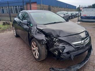 skadebil bromfiets Opel Astra Astra J GTC (PD2/PF2), Hatchback 3-drs, 2011 / 2018 1.4 Turbo 16V ecoFLEX 140 2014/11