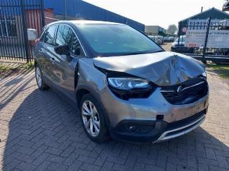 Vrakbiler auto Opel Crossland Crossland (X), SUV, 2017 1.2 12V Euro 6 2017/11