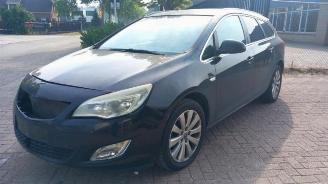 Opel Astra Astra J Sports Tourer (PD8/PE8/PF8), Combi, 2010 / 2015 1.7 CDTi 16V picture 3