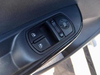 Opel Corsa-E Corsa E, Hatchback, 2014 1.0 SIDI Turbo 12V picture 22