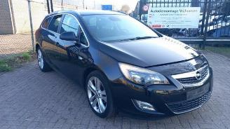 Uttjänta bilar auto Opel Astra Astra J Sports Tourer (PD8/PE8/PF8), Combi, 2010 / 2015 1.4 Turbo 16V 2011/4