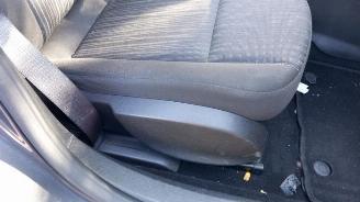 Opel Astra Astra J (PC6/PD6/PE6/PF6), Hatchback 5-drs, 2009 / 2015 1.7 CDTi 16V 110 picture 14