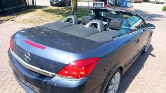 Opel Astra Astra H Twin Top (L67), Cabrio, 2005 / 2010 1.8 16V picture 32
