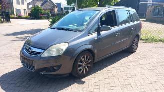 Opel Zafira Zafira (M75), MPV, 2005 / 2015 2.2 16V Direct Ecotec picture 3