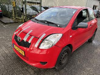 Auto incidentate Toyota Yaris 1.0  3 Drs 2006/4