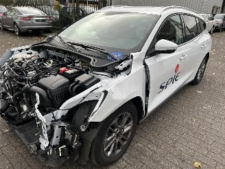 škoda osobní automobily Ford Focus Stationcar 1.0 EcoBoost Hybrid Titanium  ( nieuw prijs 38000,00 ) 2024/3