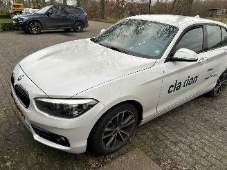 Damaged car BMW 1-serie 118i  Automaat 2019/1
