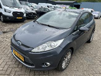 Coche accidentado Ford Fiesta 1.25   Titanium   3 Drs 2009/8