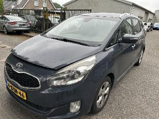 Auto incidentate Kia Carens 1.7 Diesel 2013/8