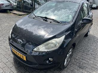 krockskadad bil auto Ford Ka 1.2 Titanium 2010/2