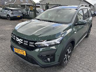 damaged passenger cars Dacia Jogger 1.0 TCe  LPG G3 2023/4