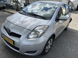 krockskadad bil auto Toyota Yaris 1.0 VVT-I  Cool 2011/6