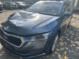  Skoda Octavia 1.5 TSI  e-TEC  Stationcar Automaat  ( Panoramadak ) 2022/2