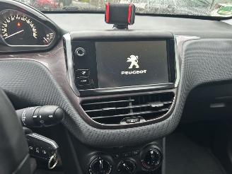 Peugeot 2008 1.2 VTI BlueLease   Automaat picture 9