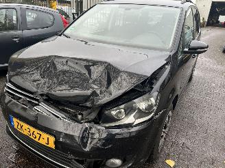 Voiture accidenté Volkswagen Touran 1.4 2011/7