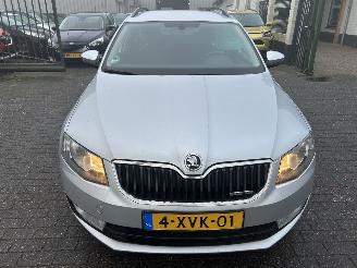 Skoda Octavia Stationcar 1.6 TDI greenline picture 2