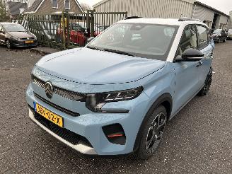 Vaurioauto  passenger cars Citroën  E-C3 Plus Comfort Range   44kWh  Automaat   ( 3647 Km ) 2025/8