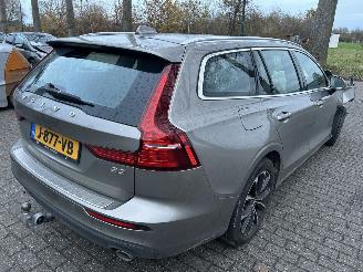 Volvo V-60 2.0 Hybride B3 Automaat Business Pro picture 5