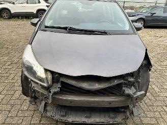 Toyota Yaris 1.5 Hybrid  Automaat picture 2