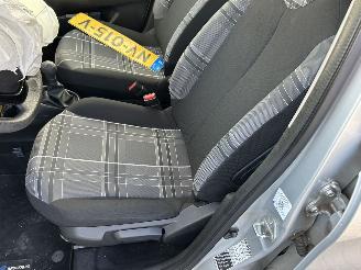 Peugeot 108 1.0 VTI  Blue Lion picture 7