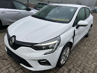 skadebil auto Renault Clio 1.0 TCe Zen Business 2020/11