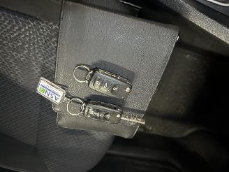 Volkswagen Jetta 1.6 TDI picture 12