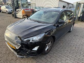 Vrakbiler auto Ford Focus 1.0 EcoBoost Stationcar  Edition Business 2022/1