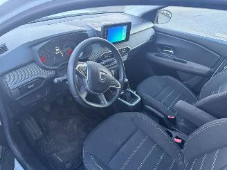 Dacia Jogger 1.0 TCe  110 Comfort  7 Persoons picture 12