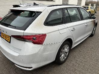 Skoda Octavia Combi 1.5 TSI E-Tec MHEV Automaat First Edition   ( 19085 KM ) picture 8