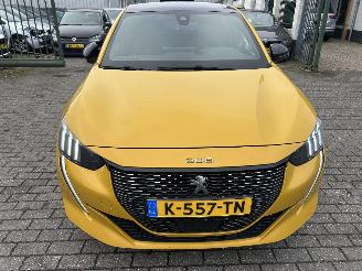 Peugeot 208 1.2 PureTech   GT picture 2