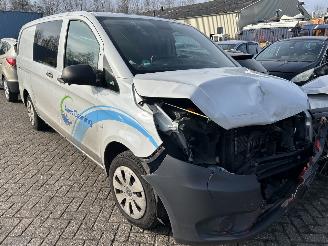 Mercedes Vito 114 CDI  Automaat  Dubbel Cabine picture 3