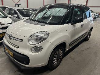 Avarii autoturisme Fiat 500L 0.9  ( Panoramadak )  Koppaking stuk 2013/3