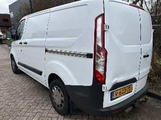 Ford Transit Custom 2.0 TDCI   ( motorschade ) picture 6